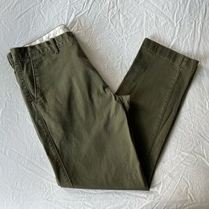 JCREW men's trousers - straight cut chino/khaki - army green